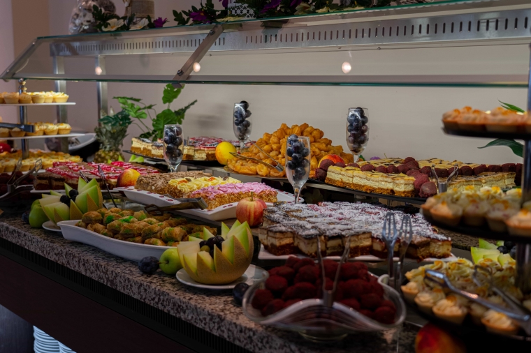 Speise und Cocktails